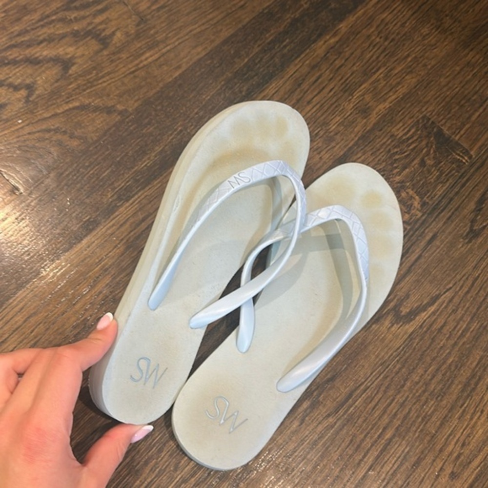 Stuart‎ Weirzman Flip Flops